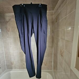 Old Navy Powersoft Leggings With Pockets In Black Size XL